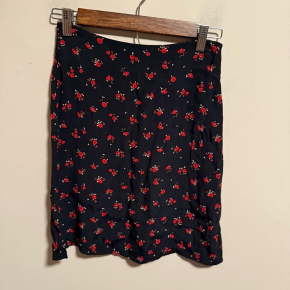 Brandy Melville Dresses & Skirts - Brandy Melville Floral Black Red Clare Mini Skirt